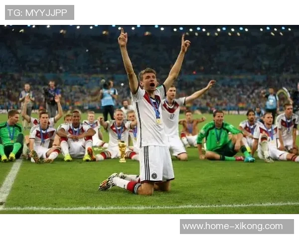 穆勒与克罗斯并列德国球员奖杯纪录未来有望独享荣耀 穆勒与克罗斯并列德国球员奖杯纪录未来有望独享荣耀