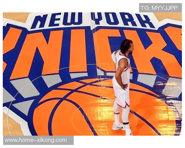 埃奇库姆高空起飞挑战米切罗虽未成功却成功造成犯规 埃奇库姆高空起飞挑战米切罗虽未成功却成功造成犯规