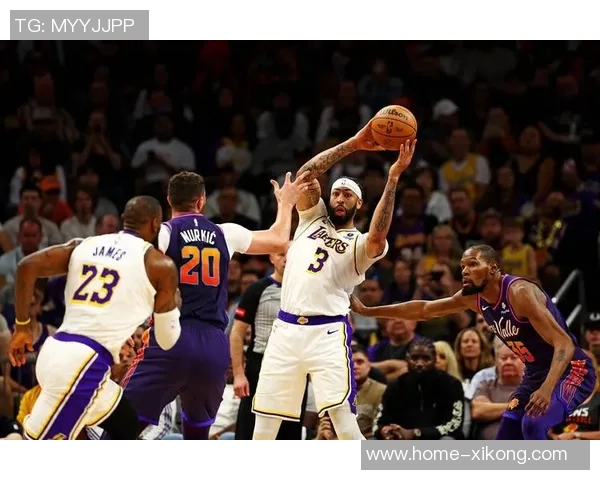 浓眉高效表现引领球队胜利14投11中斩获25分10篮板3助攻3抢断2盖帽