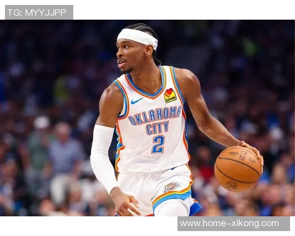 兰德尔表现平平全场10投仅4中贡献16分5篮板1助攻次节状态低迷未能得分