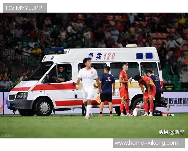 中甲激战引发重伤阿萨莫阿颈椎骨折黄威腓骨骨折悲剧发生 中甲激战引发重伤阿萨莫阿颈椎骨折黄威腓骨骨折悲剧发生