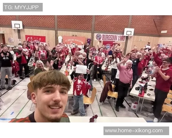 17岁卡尔社媒表态想加盟皇马引发争议球迷怒斥叛徒和疯子言论